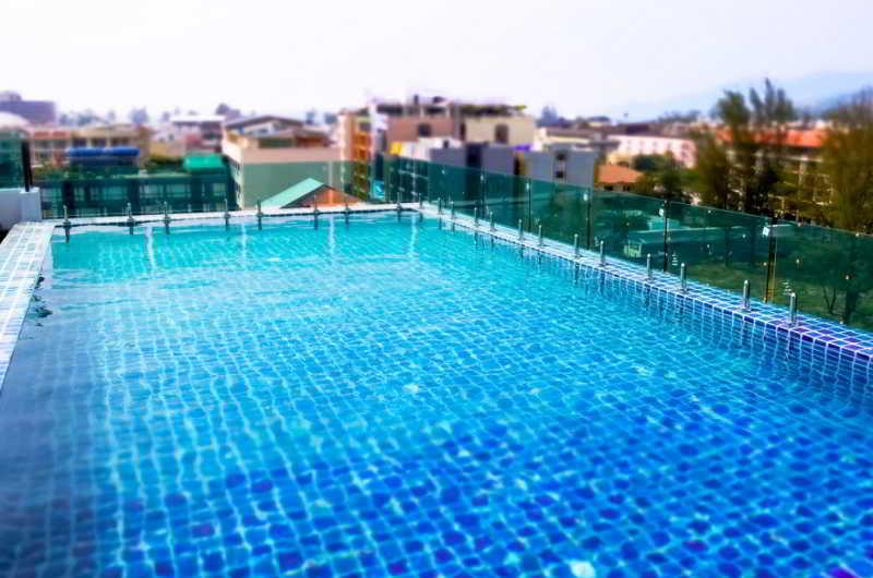 Mirage Express Patong Phuket Hotel Bagian luar foto