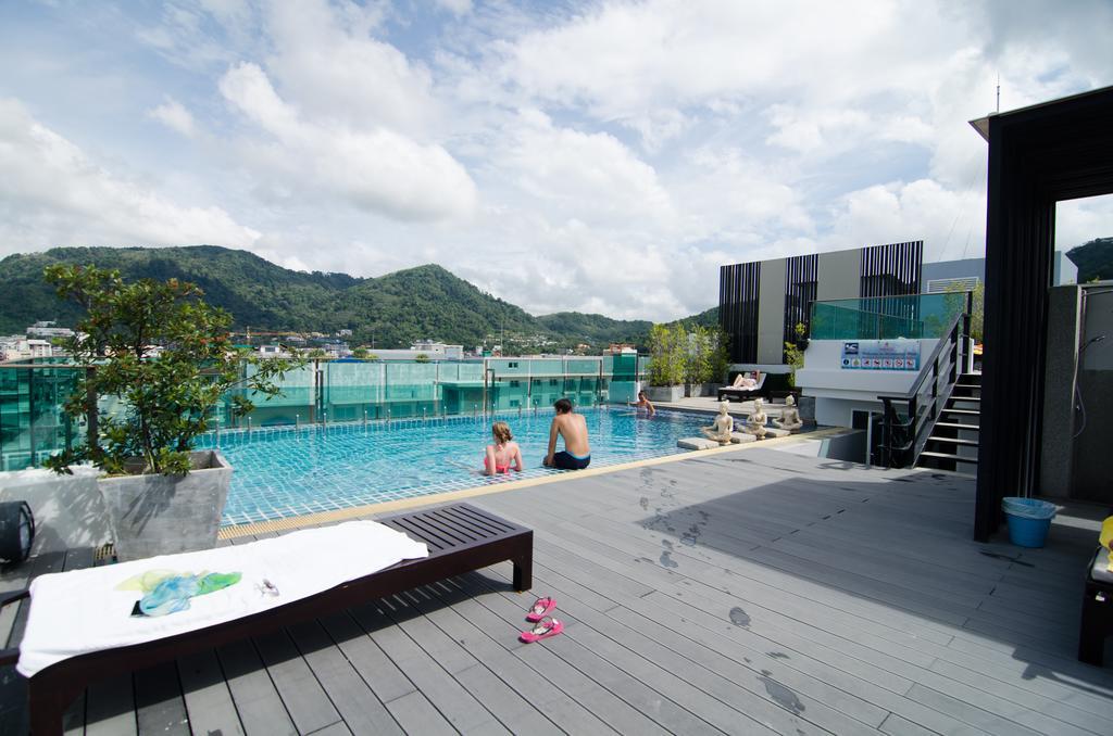 Mirage Express Patong Phuket Hotel Bagian luar foto