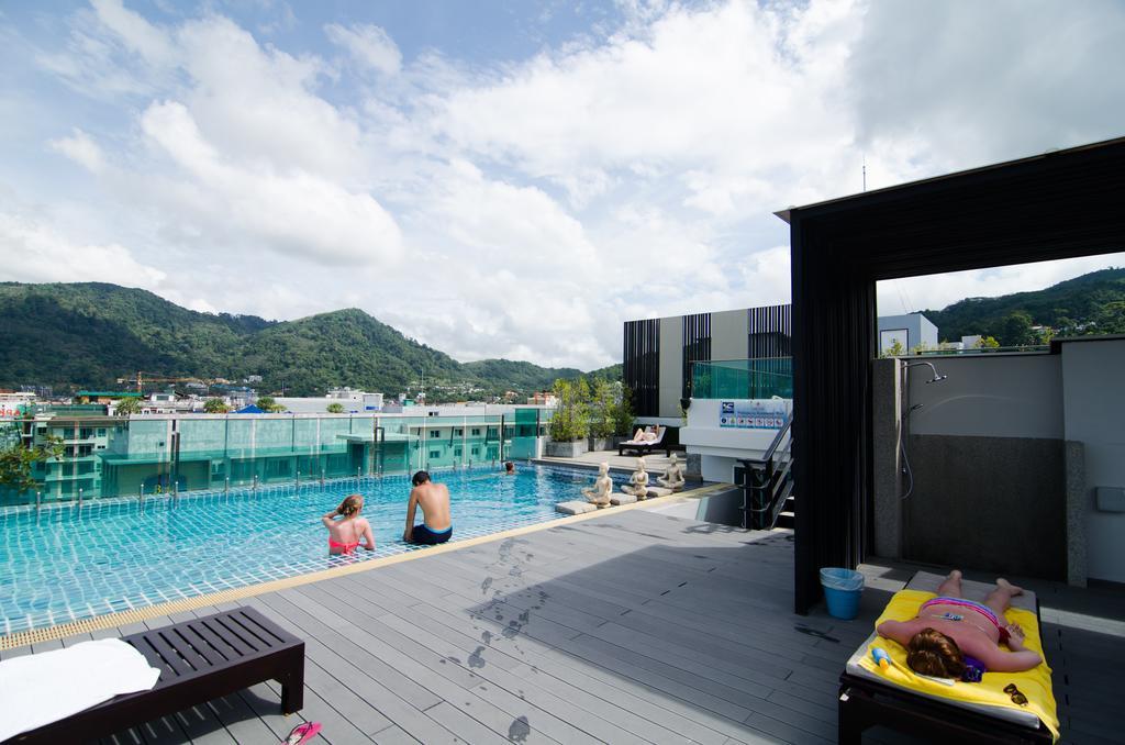 Mirage Express Patong Phuket Hotel Bagian luar foto