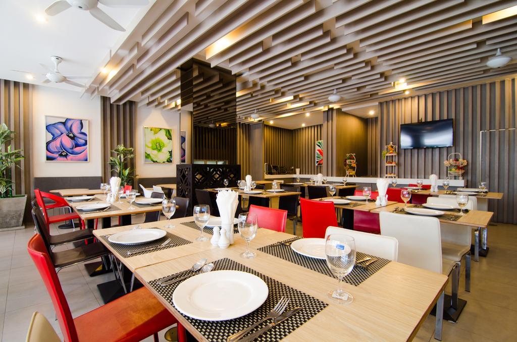 Mirage Express Patong Phuket Hotel Bagian luar foto