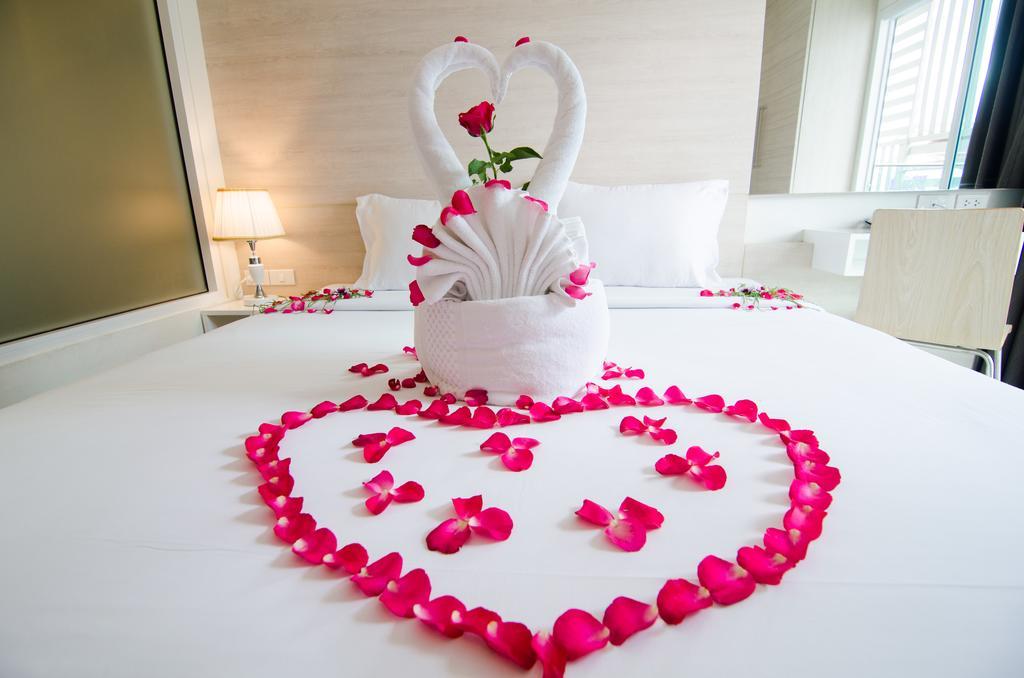 Mirage Express Patong Phuket Hotel Ruang foto